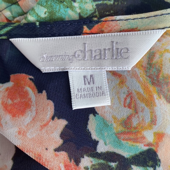 Charming Charlie - Navy & Floral Sheer Babydoll Top w/Open Back - Picture 6 of 8